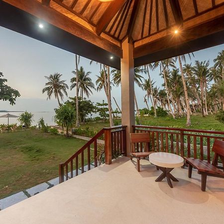 Villa Juan - A Beach Front Villa In General Luna Siargao Εξωτερικό φωτογραφία